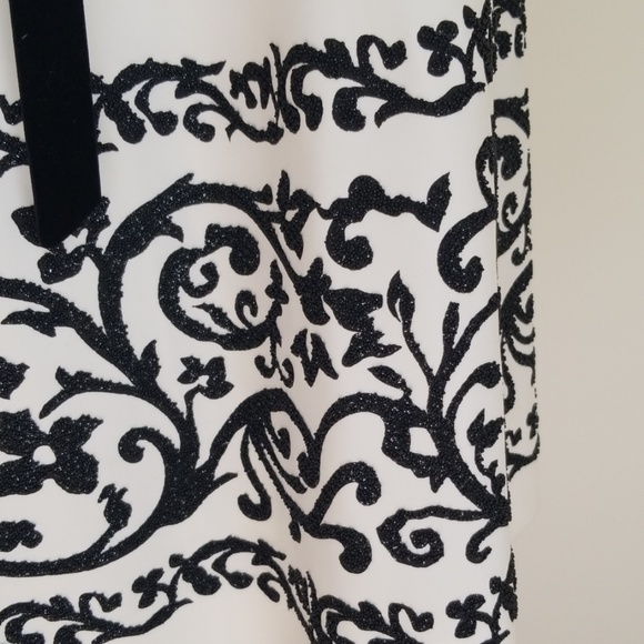 Skirt - Picture 2 of 5